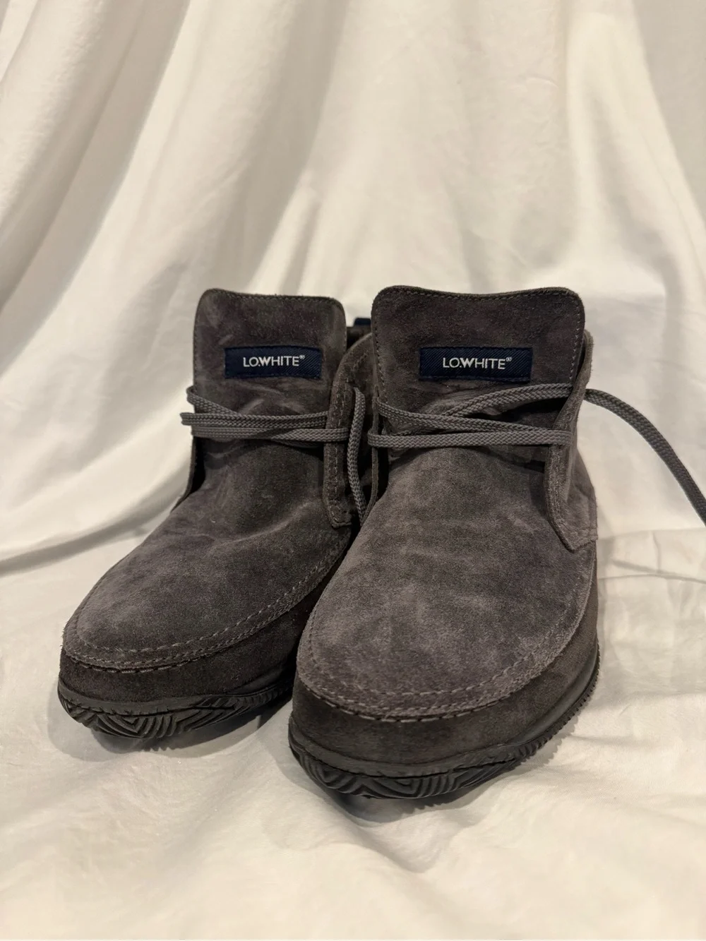 LOWHITE dark gray